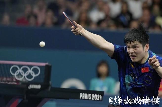 樊振东欧冠八强稳了,昔日小胖被方博轻松“拿捏”,谁说成长路上输不起?竞技场上不只有胜负,还有段子和真情 樊振东欧冠八强稳了,昔日小胖被方博轻松“拿捏”,谁说成长路上输不起?竞技场上不只有胜负,还有段子和真情